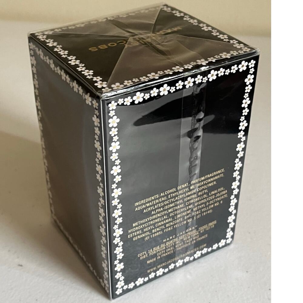 NIB Marc Jacobs Daisy Eau de Toilette Spray 1.6 oz New Sealed Fragrance $108 - Picture 4 of 9